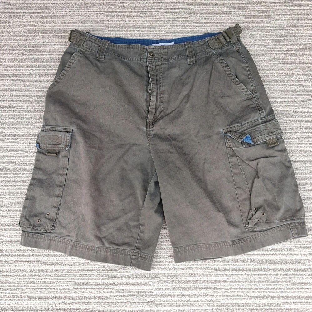 GAP FACTORY MENS CARGO SHORTS GRAY KHAKI SIZE MEDIUM FLAT FRONT MULTI POCKET